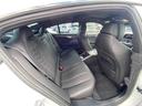 LIBERALAでは多種多様の車種をご用意させていただいております。お客様がご納得いくまで、そのお車の持つ特性を五感すべてで感じ取っていただける場をご提供します。