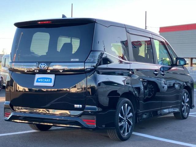 ヴォクシー ハイブリッドＳ－Ｚ　保証書／ディスプレイオーディオ１０．５インチ／フリップダウンモニター　純正　１２．８インチ／トヨタセーフティセンス／両側電動スライドドア／シートヒーター　前席／車線逸脱防止支援システム　バックカメラ（3枚目）