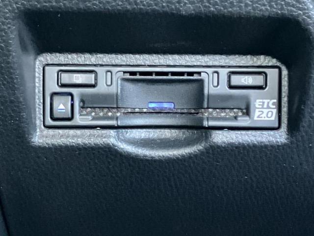 ヴォクシー ハイブリッドＳ－Ｚ　保証書／ディスプレイオーディオ１０．５インチ／フリップダウンモニター　純正　１２．８インチ／トヨタセーフティセンス／両側電動スライドドア／シートヒーター　前席／車線逸脱防止支援システム　バックカメラ（18枚目）