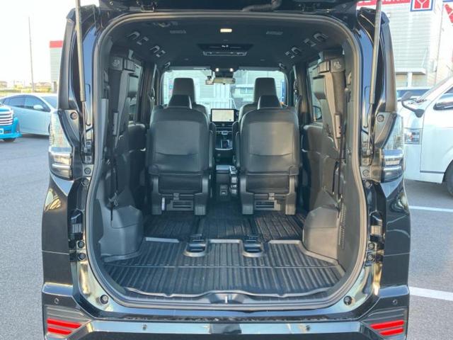 ヴォクシー ハイブリッドＳ－Ｚ　保証書／ディスプレイオーディオ１０．５インチ／フリップダウンモニター　純正　１２．８インチ／トヨタセーフティセンス／両側電動スライドドア／シートヒーター　前席／車線逸脱防止支援システム　バックカメラ（19枚目）