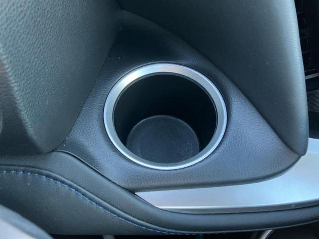 ヴォクシー ハイブリッドＳ－Ｚ　保証書／ディスプレイオーディオ１０．５インチ／フリップダウンモニター　純正　１２．８インチ／トヨタセーフティセンス／両側電動スライドドア／シートヒーター　前席／車線逸脱防止支援システム　バックカメラ（34枚目）