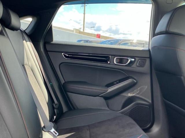 シビック eHEV 保証書/純正 SDナビ/衝突安全装置/シートヒーター/車線逸脱防止支援システム/シート ハーフレザー/パーキングアシスト バックガイド/パーキングアシスト 自動操舵 衝突被害軽減システム バックカメラ(23枚目)