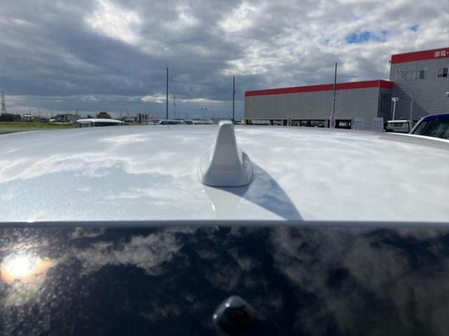 シビック eHEV 保証書/純正 SDナビ/衝突安全装置/シートヒーター/車線逸脱防止支援システム/シート ハーフレザー/パーキングアシスト バックガイド/パーキングアシスト 自動操舵 衝突被害軽減システム バックカメラ(38枚目)