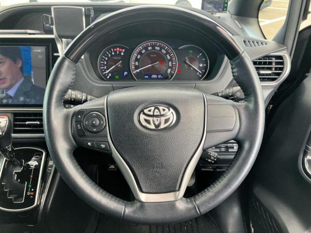 エスクァイア Giプレミアムパッケージブラックテーラード 新品タイヤ/モデリスタエアロ/保証書/純正 10インチ SDナビ/フリップダウンモニター 純正 12.1インチ/衝突安全装置/両側電動スライドドア/シートヒーター 前席/車線逸脱防止支援システム(14枚目)