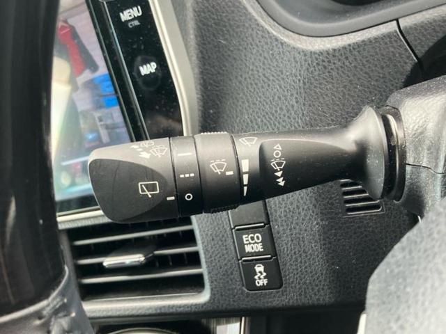 エスクァイア Giプレミアムパッケージブラックテーラード 新品タイヤ/モデリスタエアロ/保証書/純正 10インチ SDナビ/フリップダウンモニター 純正 12.1インチ/衝突安全装置/両側電動スライドドア/シートヒーター 前席/車線逸脱防止支援システム(16枚目)