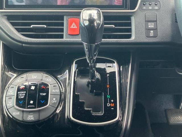 エスクァイア Giプレミアムパッケージブラックテーラード 新品タイヤ/モデリスタエアロ/保証書/純正 10インチ SDナビ/フリップダウンモニター 純正 12.1インチ/衝突安全装置/両側電動スライドドア/シートヒーター 前席/車線逸脱防止支援システム(17枚目)