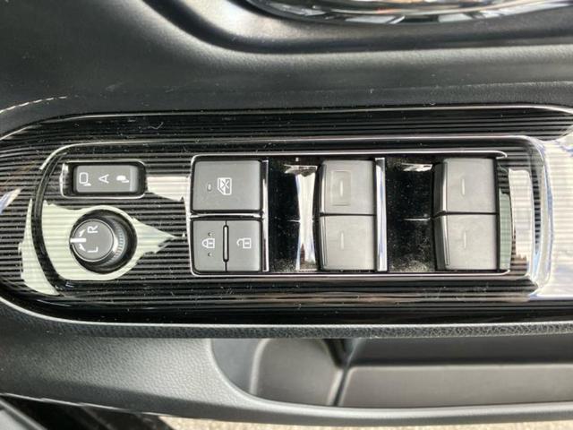 エスクァイア Giプレミアムパッケージブラックテーラード 新品タイヤ/モデリスタエアロ/保証書/純正 10インチ SDナビ/フリップダウンモニター 純正 12.1インチ/衝突安全装置/両側電動スライドドア/シートヒーター 前席/車線逸脱防止支援システム(26枚目)