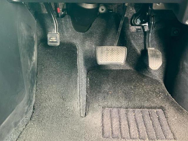 エスクァイア Giプレミアムパッケージブラックテーラード 新品タイヤ/モデリスタエアロ/保証書/純正 10インチ SDナビ/フリップダウンモニター 純正 12.1インチ/衝突安全装置/両側電動スライドドア/シートヒーター 前席/車線逸脱防止支援システム(30枚目)