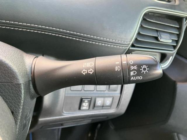 セレナ ｅパワーハイウェイスターＶ　新品タイヤ／保証書／純正　９インチ　ＳＤナビ／フリップダウンモニター　純正　１１インチ／インテリジェントルームミラー／衝突安全装置／両側電動スライドドア／全方位モニター／車線逸脱防止支援システム（15枚目）