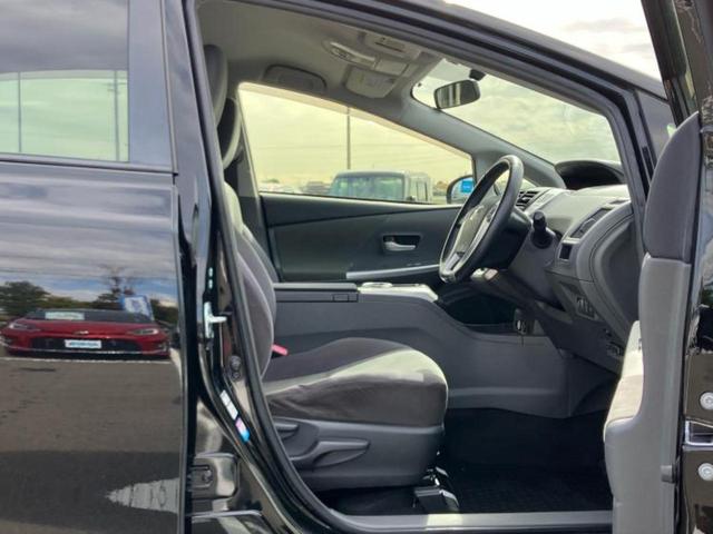 プリウスアルファ Sツーリングセレクション 保証書/社外 8インチ SDナビ/パーキングアシスト バックガイド/ヘッドランプ LED/Bluetooth接続/ETC/EBD付ABS/横滑り防止装置/アイドリングストップ バックカメラ(4枚目)