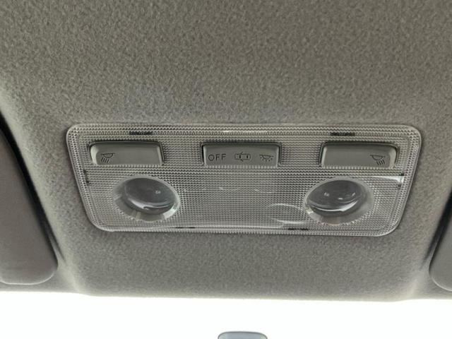 お車に合わせて無料保証以外にも、保証範囲、期間、距離を拡充させた有料保証もご用意しております！中古車の購入が初めてで不安・・・というお客様もご安心ください！