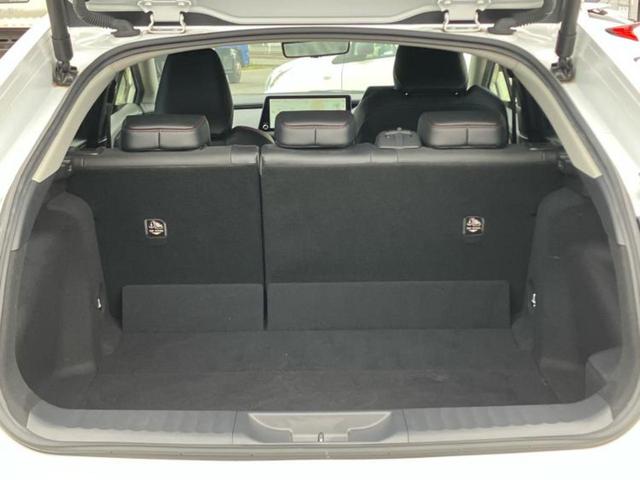 プリウス Z 新品タイヤ/モデリスタエアロ/ディスプレイオーディオ+ナビ12.3インチ/デジタルインナーミラー/衝突安全装置/シートヒーター/全方位モニター/車線逸脱防止支援システム 衝突被害軽減システム(8枚目)