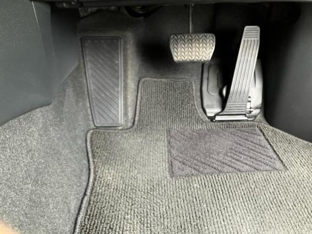 プリウス Z 新品タイヤ/モデリスタエアロ/ディスプレイオーディオ+ナビ12.3インチ/デジタルインナーミラー/衝突安全装置/シートヒーター/全方位モニター/車線逸脱防止支援システム 衝突被害軽減システム(31枚目)