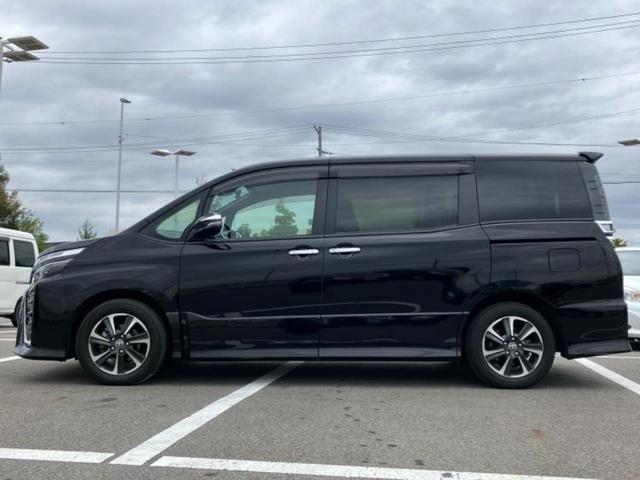 ヴォクシー ZSキラメキ3 新品タイヤ/保証書/純正 9インチ SDナビ/衝突安全装置/両側電動スライドドア/車線逸脱防止支援システム/シート ハーフレザー/パーキングアシスト バックガイド/ドライブレコーダー 前後 ドラレコ(2枚目)