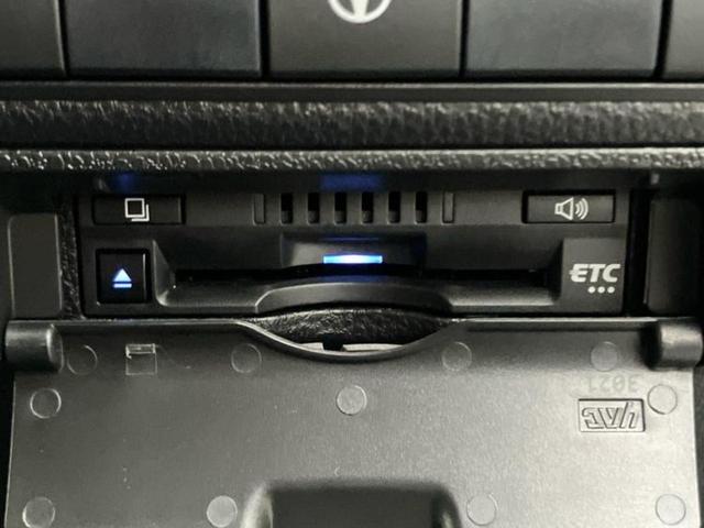 カローラ ハイブリッドダブルバイビー　ディスプレイオーディオ＋ナビ９インチ／トヨタセーフティセンス／シートヒーター　前席／車線逸脱防止支援システム／シート　ハーフレザー／ヘッドランプ　ＬＥＤ／ＥＴＣ／ＥＢＤ付ＡＢＳ　衝突被害軽減システム（18枚目）