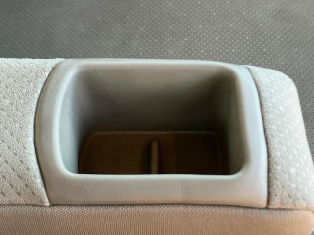 N-BOX G・ターボパッケージ 新品タイヤ/純正 SDナビ/両側電動スライドドア/ETC/EBD付ABS/横滑り防止装置/エアバッグ 運転席/エアバッグ 助手席/MTモード付き/アルミホイール 純正 14インチ/パワーウインドウ(28枚目)