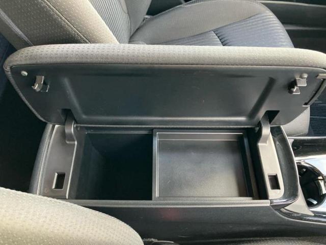 プリウス Ａ　新品タイヤ／保証書／純正　ＳＤナビ／トヨタセーフティセンス／車線逸脱防止支援システム／パーキングアシスト　自動操舵／ヘッドランプ　ＬＥＤ／ＥＴＣ／ＥＢＤ付ＡＢＳ／横滑り防止装置　衝突被害軽減システム（28枚目）