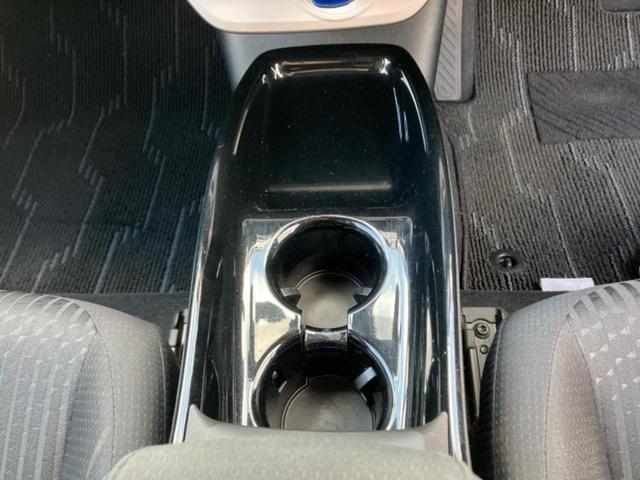 プリウス Ａ　新品タイヤ／保証書／純正　ＳＤナビ／トヨタセーフティセンス／車線逸脱防止支援システム／パーキングアシスト　自動操舵／ヘッドランプ　ＬＥＤ／ＥＴＣ／ＥＢＤ付ＡＢＳ／横滑り防止装置　衝突被害軽減システム（33枚目）