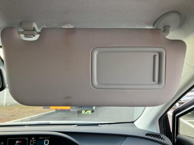 プリウス Ａ　新品タイヤ／保証書／純正　ＳＤナビ／トヨタセーフティセンス／車線逸脱防止支援システム／パーキングアシスト　自動操舵／ヘッドランプ　ＬＥＤ／ＥＴＣ／ＥＢＤ付ＡＢＳ／横滑り防止装置　衝突被害軽減システム（34枚目）