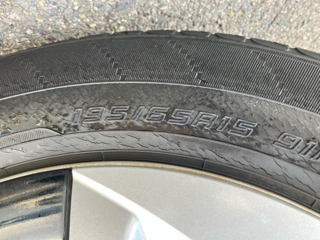 プリウス Ａ　新品タイヤ／保証書／純正　ＳＤナビ／トヨタセーフティセンス／車線逸脱防止支援システム／パーキングアシスト　自動操舵／ヘッドランプ　ＬＥＤ／ＥＴＣ／ＥＢＤ付ＡＢＳ／横滑り防止装置　衝突被害軽減システム（42枚目）