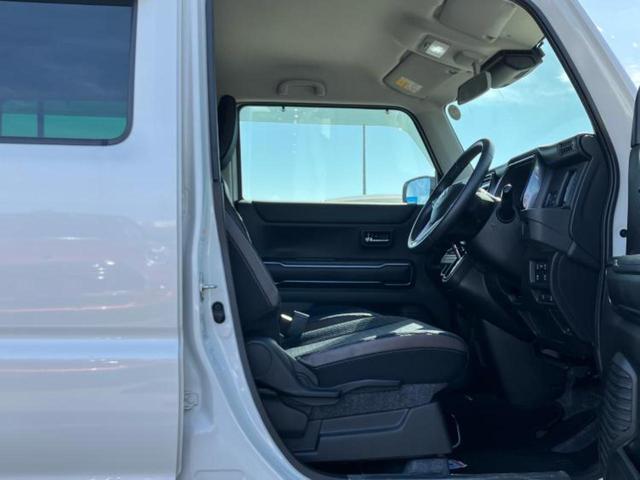 ハスラー Jスタイル 新品タイヤ/保証書/社外 8インチ SDナビ/衝突安全装置/シートヒーター 前席/車線逸脱防止支援システム/パーキングアシスト バックガイド/ヘッドランプ LED/Bluetooth接続 バックカメラ(4枚目)