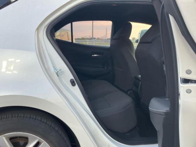 カローラスポーツ Ｇ　新品タイヤ／保証書／純正　９インチ　ＳＤナビ／衝突安全装置／車線逸脱防止支援システム／ヘッドランプ　ＬＥＤ／ＥＴＣ／ＥＢＤ付ＡＢＳ／横滑り防止装置／フルセグＴＶ／エアバッグ　運転席　ＬＥＤヘッドランプ（5枚目）