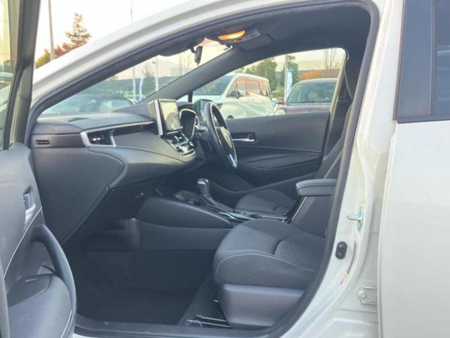 カローラスポーツ Ｇ　新品タイヤ／保証書／純正　９インチ　ＳＤナビ／衝突安全装置／車線逸脱防止支援システム／ヘッドランプ　ＬＥＤ／ＥＴＣ／ＥＢＤ付ＡＢＳ／横滑り防止装置／フルセグＴＶ／エアバッグ　運転席　ＬＥＤヘッドランプ（6枚目）