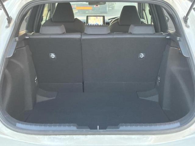 カローラスポーツ Ｇ　新品タイヤ／保証書／純正　９インチ　ＳＤナビ／衝突安全装置／車線逸脱防止支援システム／ヘッドランプ　ＬＥＤ／ＥＴＣ／ＥＢＤ付ＡＢＳ／横滑り防止装置／フルセグＴＶ／エアバッグ　運転席　ＬＥＤヘッドランプ（8枚目）