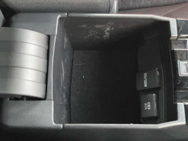 カローラスポーツ Ｇ　新品タイヤ／保証書／純正　９インチ　ＳＤナビ／衝突安全装置／車線逸脱防止支援システム／ヘッドランプ　ＬＥＤ／ＥＴＣ／ＥＢＤ付ＡＢＳ／横滑り防止装置／フルセグＴＶ／エアバッグ　運転席　ＬＥＤヘッドランプ（28枚目）