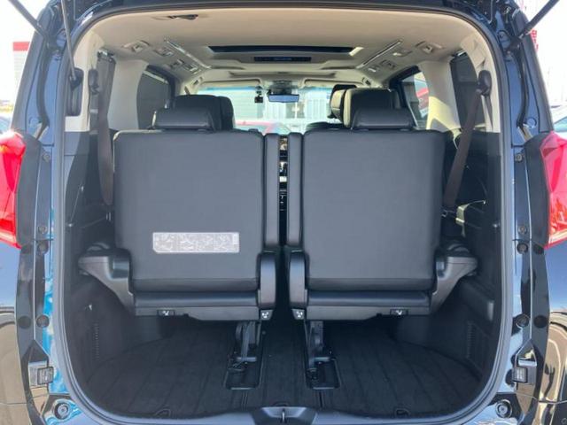 アルファード Ｓ　Ｃパッケージ　サンルーフ／モデリスタエアロ／保証書／ディスプレイオーディオ９インチ／デジタルインナーミラー／トヨタセーフティセンス／両側電動スライドドア／シートヒーター　前席／シート　合皮　衝突被害軽減システム（8枚目）