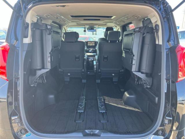 アルファード Ｓ　Ｃパッケージ　サンルーフ／モデリスタエアロ／保証書／ディスプレイオーディオ９インチ／デジタルインナーミラー／トヨタセーフティセンス／両側電動スライドドア／シートヒーター　前席／シート　合皮　衝突被害軽減システム（19枚目）