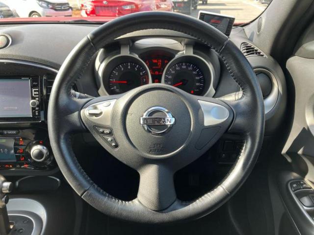 ジューク １５ＲＸ　Ｖセレクション　保証書／純正　ＳＤナビ／衝突安全装置／車線逸脱防止支援システム／ヘッドランプ　ＨＩＤ／Ｂｌｕｅｔｏｏｔｈ接続／ＥＴＣ／アイドリングストップ／フルセグＴＶ／アルミホイール　純正　１７インチ　盗難防止装置（12枚目）