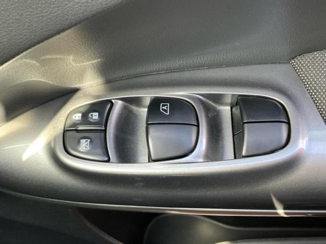 ジューク １５ＲＸ　Ｖセレクション　保証書／純正　ＳＤナビ／衝突安全装置／車線逸脱防止支援システム／ヘッドランプ　ＨＩＤ／Ｂｌｕｅｔｏｏｔｈ接続／ＥＴＣ／アイドリングストップ／フルセグＴＶ／アルミホイール　純正　１７インチ　盗難防止装置（18枚目）