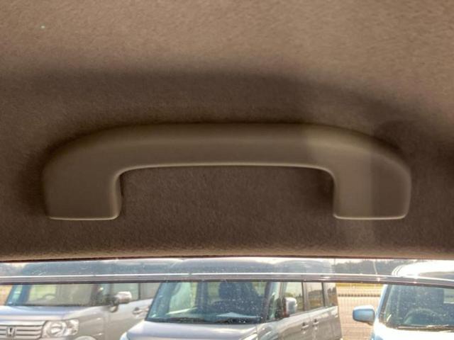 ジューク １５ＲＸ　Ｖセレクション　保証書／純正　ＳＤナビ／衝突安全装置／車線逸脱防止支援システム／ヘッドランプ　ＨＩＤ／Ｂｌｕｅｔｏｏｔｈ接続／ＥＴＣ／アイドリングストップ／フルセグＴＶ／アルミホイール　純正　１７インチ　盗難防止装置（32枚目）