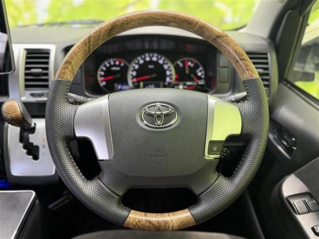 ハイエースワゴン ＧＬ　ディスプレイオーディオ１１インチ／フリップダウンモニター　社外　１２．８インチ／電動スライドドア／ヘッドランプ　ＬＥＤ／ＥＴＣ／エアバッグ　運転席／エアバッグ　助手席／パワーウインドウ　後席モニター（14枚目）