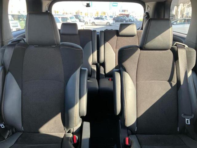 アルファード Ｓタイプゴールド　新品タイヤ／保証書／純正　９インチ　ＳＤナビ／フリップダウンモニター／衝突安全装置／両側電動スライドドア／車線逸脱防止支援システム／シート　ハーフレザー／電動バックドア／ヘッドランプ　ＬＥＤ　ＥＴＣ（8枚目）