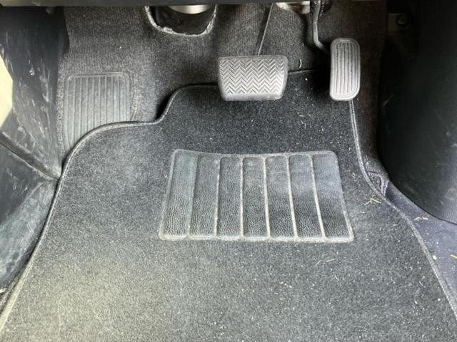 アルファード Ｓタイプゴールド　新品タイヤ／保証書／純正　９インチ　ＳＤナビ／フリップダウンモニター／衝突安全装置／両側電動スライドドア／車線逸脱防止支援システム／シート　ハーフレザー／電動バックドア／ヘッドランプ　ＬＥＤ　ＥＴＣ（10枚目）