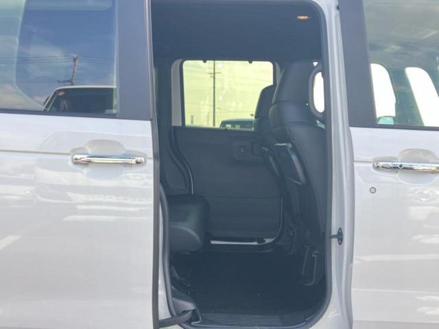 N-BOXカスタム ターボ 新品タイヤ/保証書/純正 8インチ SDナビ/両側電動スライドドア/シートヒーター/車線逸脱防止支援システム/シート ハーフレザー/ドライブレコーダー 社外/ヘッドランプ LED バックカメラ ETC(5枚目)