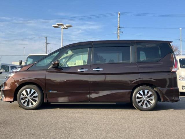 セレナ ハイウェイスターG 新品タイヤ/保証書/純正 9インチ メモリーナビ/フリップダウンモニター 純正 11インチ/インテリジェントルームミラー/エマージェンシーブレーキ/両側電動スライドドア/アラウンドビューモニター(2枚目)