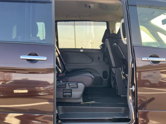 セレナ ハイウェイスターG 新品タイヤ/保証書/純正 9インチ メモリーナビ/フリップダウンモニター 純正 11インチ/インテリジェントルームミラー/エマージェンシーブレーキ/両側電動スライドドア/アラウンドビューモニター(5枚目)