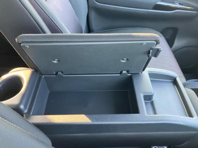 セレナ ハイウェイスターG 新品タイヤ/保証書/純正 9インチ メモリーナビ/フリップダウンモニター 純正 11インチ/インテリジェントルームミラー/エマージェンシーブレーキ/両側電動スライドドア/アラウンドビューモニター(26枚目)