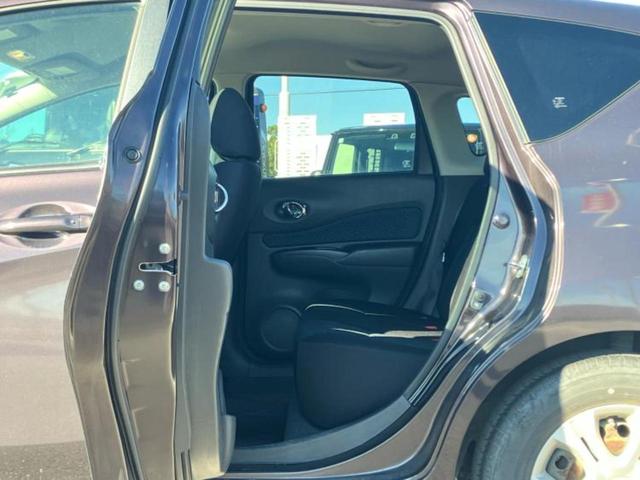 ノート X DIG-S 純正 SDナビ/ETC/EBD付ABS/アイドリングストップ/フルセグTV/エアバッグ 運転席/エアバッグ 助手席/パワーウインドウ/キーレスエントリー/パワーステアリング/盗難防止システム(7枚目)