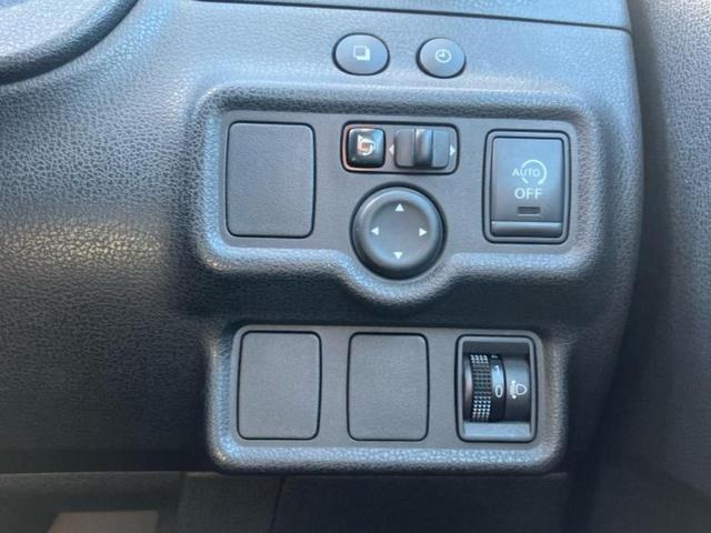 ノート X DIG-S 純正 SDナビ/ETC/EBD付ABS/アイドリングストップ/フルセグTV/エアバッグ 運転席/エアバッグ 助手席/パワーウインドウ/キーレスエントリー/パワーステアリング/盗難防止システム(24枚目)