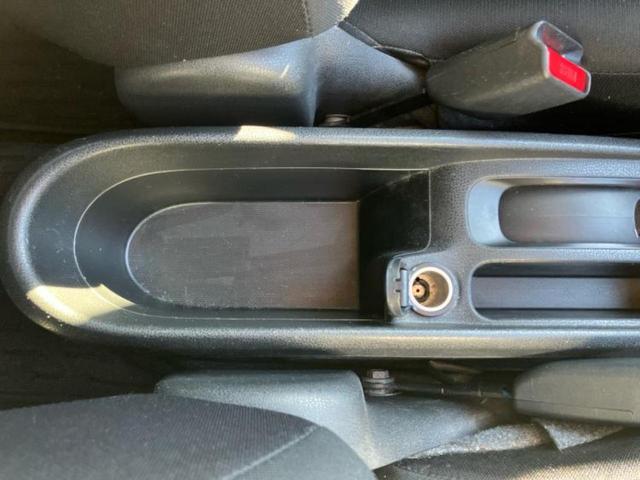 ノート X DIG-S 純正 SDナビ/ETC/EBD付ABS/アイドリングストップ/フルセグTV/エアバッグ 運転席/エアバッグ 助手席/パワーウインドウ/キーレスエントリー/パワーステアリング/盗難防止システム(30枚目)