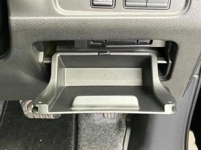 セレナ Ｘ　新品タイヤ／保証書／衝突安全装置／電動スライドドア／車線逸脱防止支援システム／ＥＴＣ／ＥＢＤ付ＡＢＳ／横滑り防止装置／アイドリングストップ／クルーズコントロール／エアバッグ　運転席／エアバッグ　助手席（46枚目）