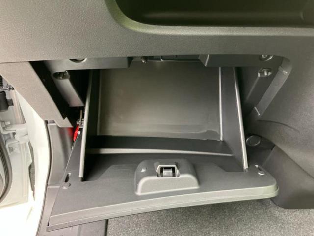セレナ ハイウェイスターＶ　保証書／ディスプレイオーディオ１２．３インチ／フリップダウンモニター　純正　１１インチ／インテリジェントルームミラー／エマージェンシーブレーキ／両側電動スライドドア／アラウンドビューモニター　禁煙車（41枚目）