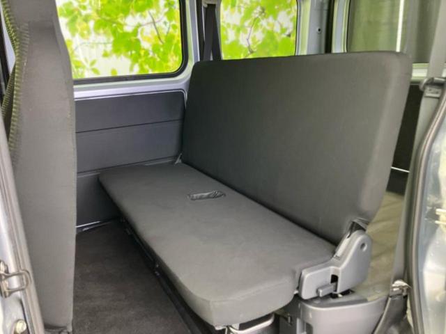 ハイゼットカーゴ 4WDデラックス 新品タイヤ/保証書/スマートアシスト(トヨタ・ダイハツ)/ETC/EBD付ABS/横滑り防止装置/アイドリングストップ/エアバッグ 運転席/エアバッグ 助手席/衝突安全ボディ/パワーウインドウ 4WD(7枚目)