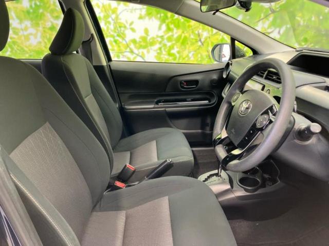 アクア Ｓスタイルブラック　新品タイヤ／保証書／社外　ＳＤナビ／衝突安全装置／車線逸脱防止支援システム／Ｂｌｕｅｔｏｏｔｈ接続／ＥＴＣ／ＥＢＤ付ＡＢＳ／横滑り防止装置／アイドリングストップ／バックモニター／フルセグＴＶ／禁煙車（4枚目）