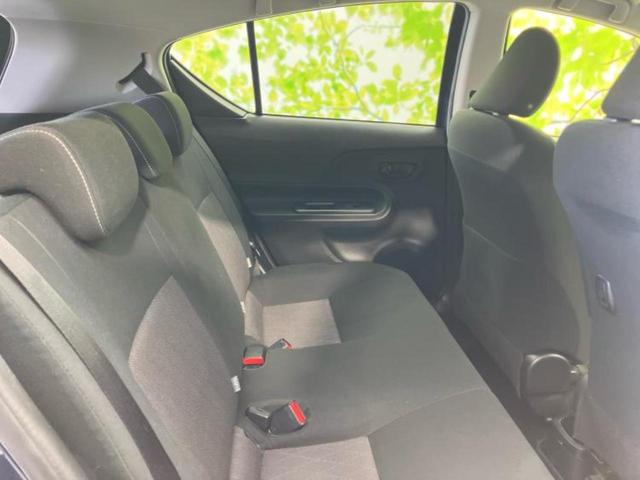 アクア Ｓスタイルブラック　新品タイヤ／保証書／社外　ＳＤナビ／衝突安全装置／車線逸脱防止支援システム／Ｂｌｕｅｔｏｏｔｈ接続／ＥＴＣ／ＥＢＤ付ＡＢＳ／横滑り防止装置／アイドリングストップ／バックモニター／フルセグＴＶ／禁煙車（5枚目）