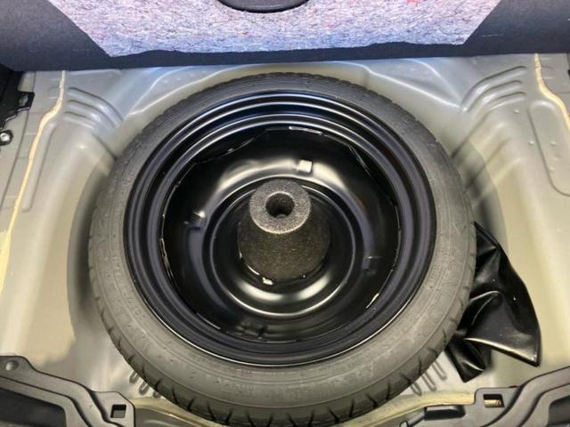 アクア Ｓスタイルブラック　新品タイヤ／保証書／社外　ＳＤナビ／衝突安全装置／車線逸脱防止支援システム／Ｂｌｕｅｔｏｏｔｈ接続／ＥＴＣ／ＥＢＤ付ＡＢＳ／横滑り防止装置／アイドリングストップ／バックモニター／フルセグＴＶ／禁煙車（24枚目）